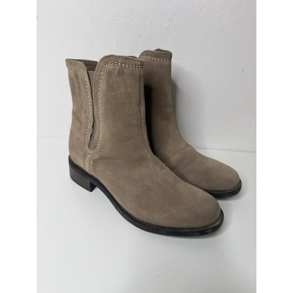 Clarks Maye Zip Women’s Size 11 Pebble Suede Ankle Boots Taupe Brown